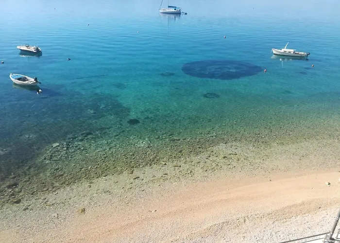 Διαμέρισμα Robert *