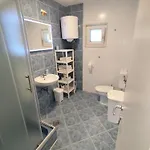 Robert Apartamento