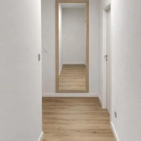 شقة Robert بول